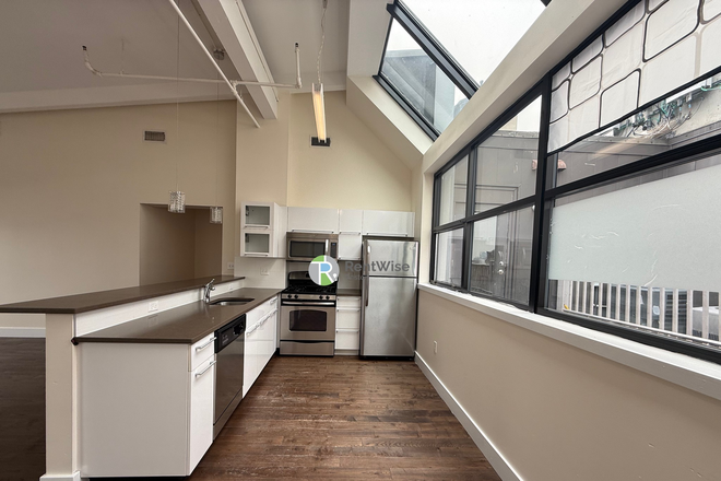 1 - SEPT 2026 NO FEE! | Luxury 2bed/2bath w/ City Views | AC, DW, W/D | Pet Friendly | Terrace Apartments