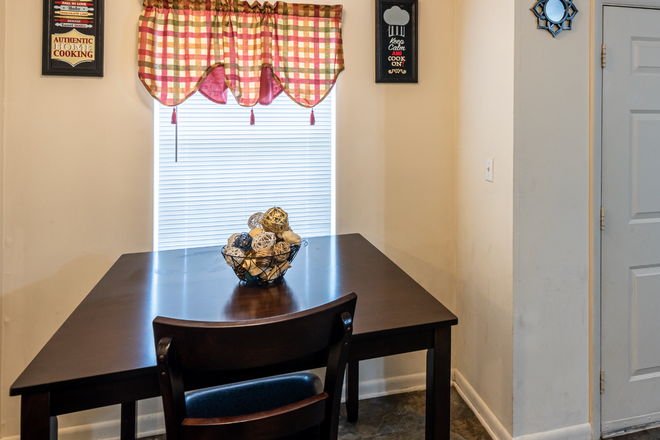 Photo - University North III Apartments