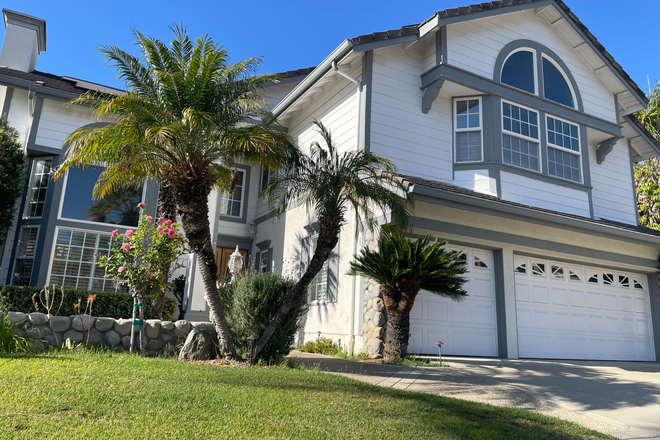 Front of the house - Beautiful neighborhood in Yorba Linda