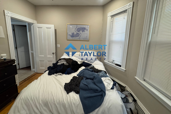 Sample Bedroom #3 - ROOM FOR RENT!! $1,500/Bedroom all Female apartment!