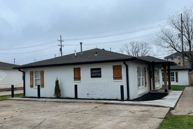 1 - 315 N. Duncan (2Bed-1Bath) Remodeled Duplex $1000 JUNE Duplex