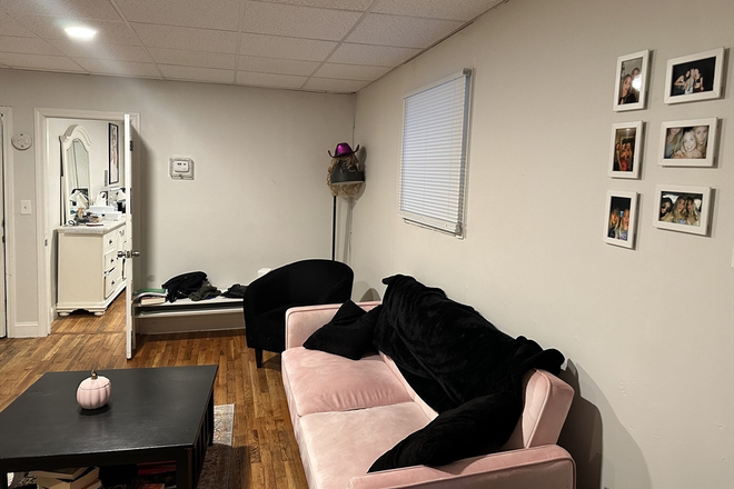 . - Renovated 2 Bed / 2 Bath w/ Heat & Hot Water Included!! Avail. 9/1/25!! Apartments