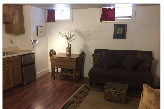 Dining area with expandable table - Cozy Furnished Basement Apt,