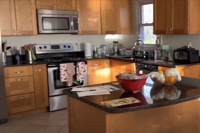 Kitchen - Sublet 1 bedroom within a house