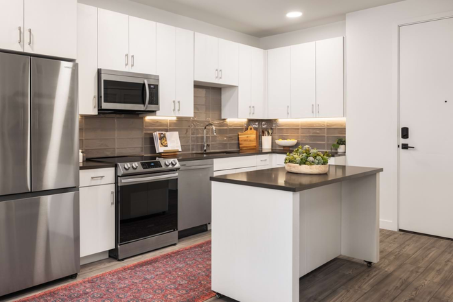 kitchen - Lease Transfer Available now– luxury 1 bed/1 bath apartment near CU Anschutz