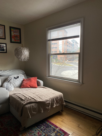 Living room - Campus Pointe Apartments