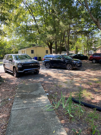 Parking - Cute house close to campus and carrboro!