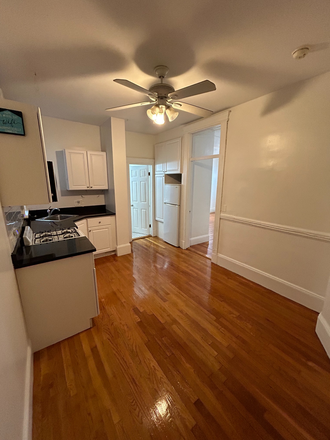 Living room - 2 Bed Available 9/1/25! *CONTACT NOAH 603-470-8181