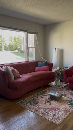 Living Room - Hallock Street Apartment (2br)
