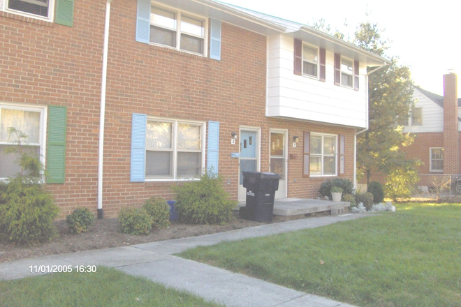  - 2 Bedroom 1 Bath Townhouse