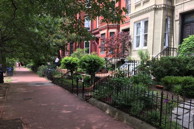 South from the sidewalk out front - Beautiful 1B/1B in converted Victorian on Logan Circle Condo