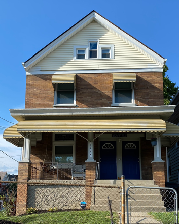 1700 Brewster - 1 Block to Campus - 6 Bedroom/2.5 Bathroom - Available July/Aug 2026-2027/8