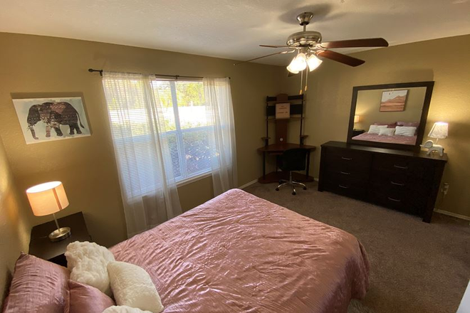 Bedroom - Boardwalk Apartments