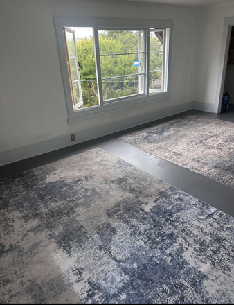 Bedroom for rent - Private bedroom for rent, walking distance to campus and shops, plenty of storage and backyard