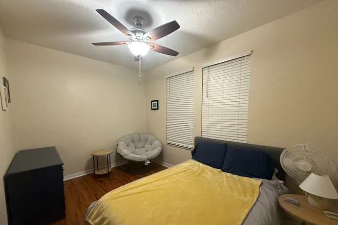 Bedroom - Campus View, Ground floor apartment, Unfurnished room for rent with en-suite bathroom