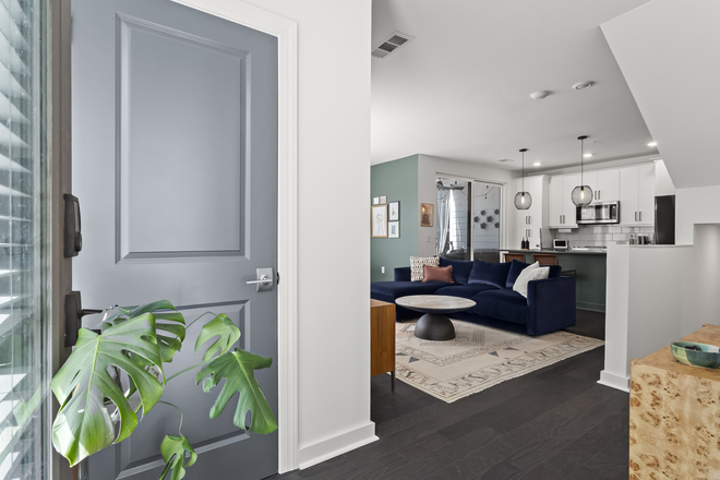 Living Room - Grant Park 2/2 Corner Unit Condo Next to BeltLine!