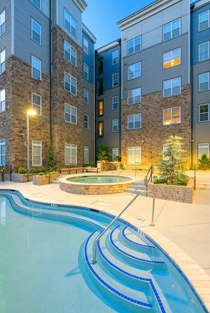 Pool - 1-MONTH FREE RENT; SUBLEASE AT THE STANDARD!!