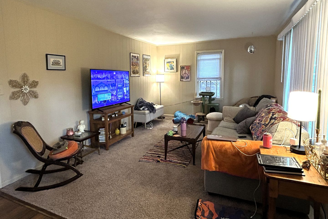 Photo - Charming Ranch Right Off W King Street! House