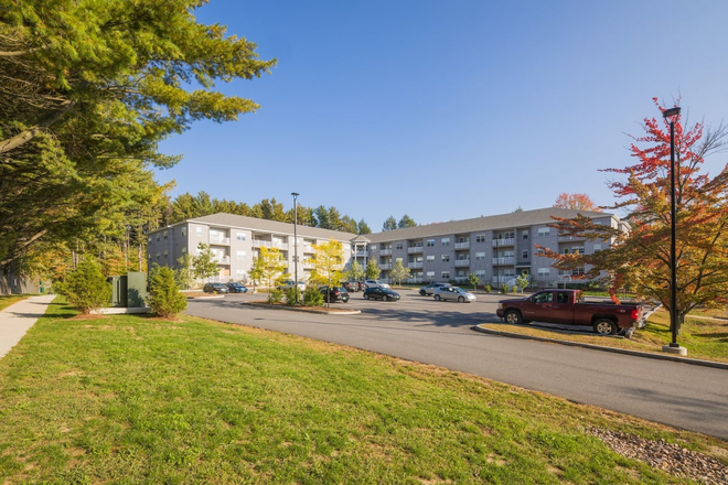 Outside street view - Catamount Ridge apartment