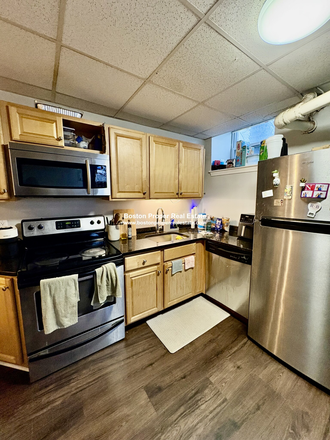 a - 3 bed with living room.