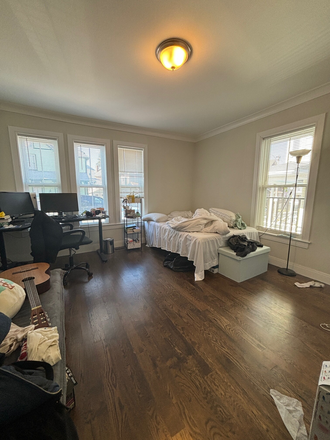 Bedroom #3 - Absolutely Massive 4 Bedroom / 3 Bathroom, Minutes from Campus Apartments