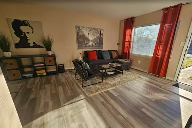 Living room - FULLY FURNISHED 3bed 1 bath! - 5108 Navahoe College Park MD House