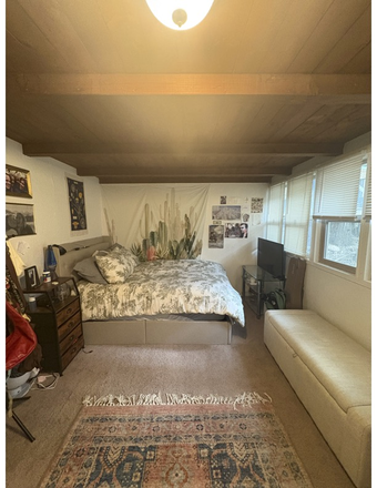 Bedroom pt. 2 - Close to campus - Boulder Property Management Apartments
