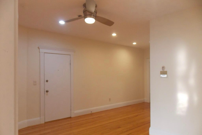 Living room - Cleveland Circle Apartment