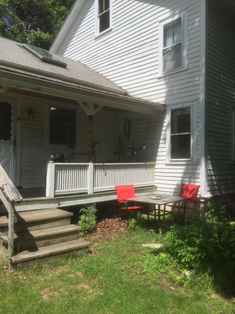 Back Porch - Quaint 1915 Farmhouse.  Unfurnished 3 or 4 bedrooms, workshop/office, 2 baths. Close to bus route.