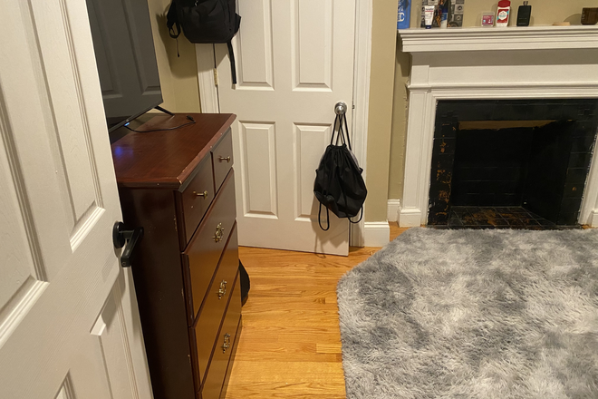 Bedroom - Spacious 4BR Fully Furnished Apartment in Brookline, Next to BU & Amory T Station