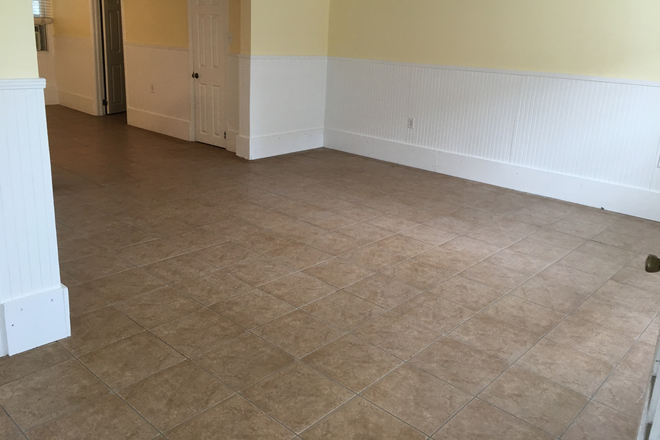main room - Walk to class! Apartments
