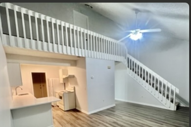 Open floor Lr/Dr kitchen area full bathroom - 2 BEDROOM 2 BATH UNIT STEPS TO SURFSIDE BEACH