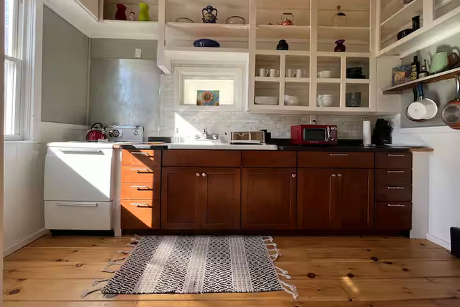 Kitchen - Large 4BR/2BA Fully Furnished Home Near Brown/RISD | Utilities, WiFi & Off Street Parking for 4 Cars