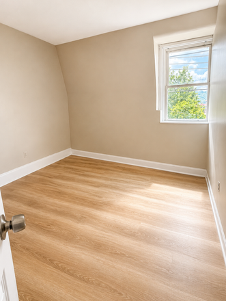 bedroom - BRAND NEW Third floor unit in the Camp Washington Arts district!! Apartments