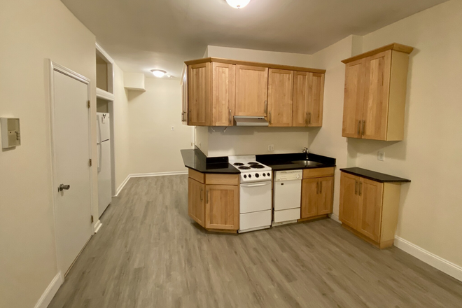 x - Aberdeen St 3 Bed Mins to BU Condo