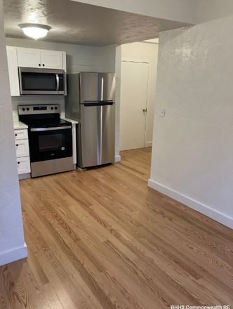 kitchen - 111 Walnut St, Unit 21, Somerville MA 02145 Apartments