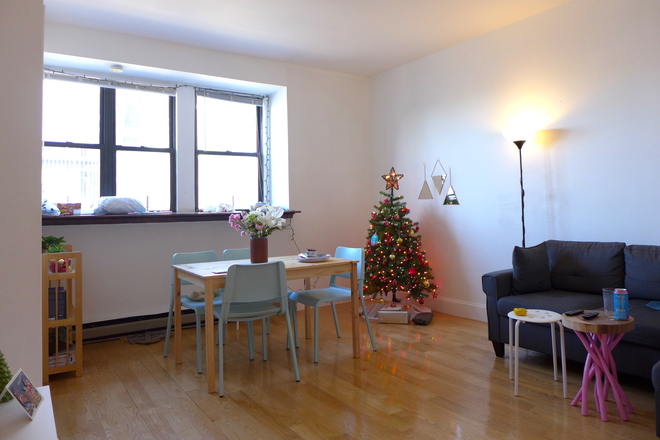 bostonrealtyonline.com - Spacious Three Bedroom on Columbus Ave Apartments