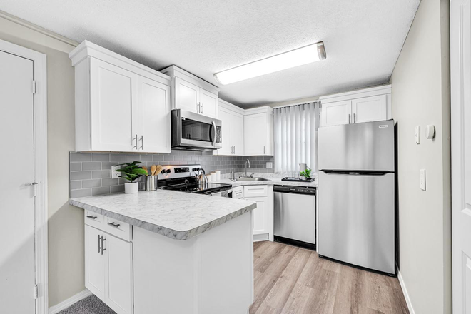 Not like the kitchen in my unit! - Apartment for rent in Sugarloaf Estates-- lease takeover with option to renew