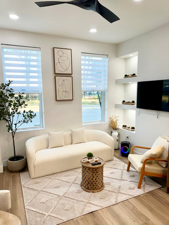 Living area - Peaceful Cottage