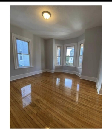 living room - Room in 3 Bdrm Flat in Cedar Grove /Adams Vilage Apartments
