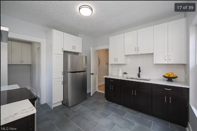 Kitchen - University Circle House