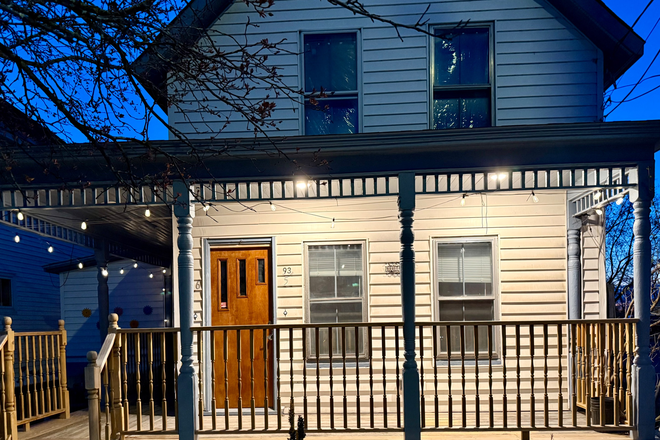 Front Porch Night - Great Bedroom in 2 Bedroom Apartment with In Unit Laundry and Off Street Parking