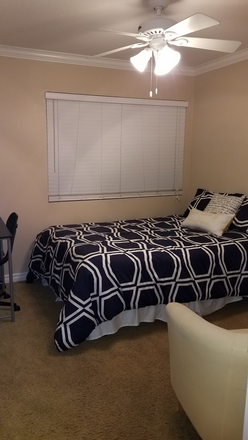 Small desk w/chair - Private Home, 3 mi to campus, female only, furnished bedroom with full bath, Eastbluff.