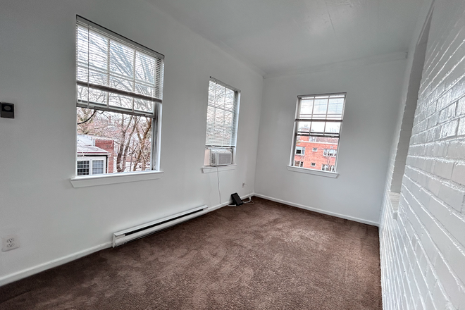 Back room/Den - Two Bedroom + Den Apt in Glover Park - Hardwood Floors - 50 feet to Bus Line