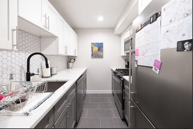 1 - Grad Students Welcome! South End 2 bed renovated unit No fee 50% off 1st month rent 9/1