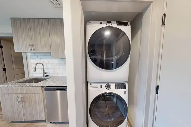 Washer/ Dryer - The Nine at College Park Apartments