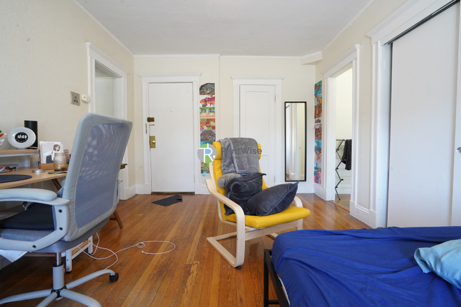 1 - SEPT 2026-Fenway Studio w/ H/HW inc. Elevator & NO FEE Apartments