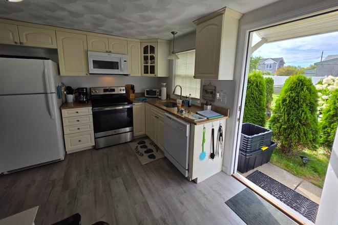 Kitchen - 2 Bedroom, 1.5 Bath Townhouse, 1 block from the Ocean