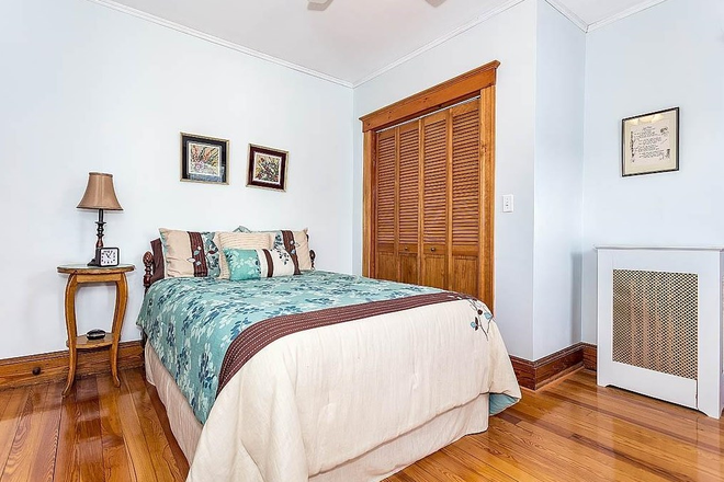 bedroom 1 - 2 Bedrooms in a 4-Bed 2-Bath Condo in Desirable Neighborhood Close to Tufts