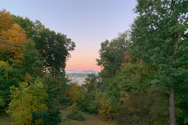 View - Beautiful, Furnished, Rural and Sun-lite 4BR+ House, close to UMass.